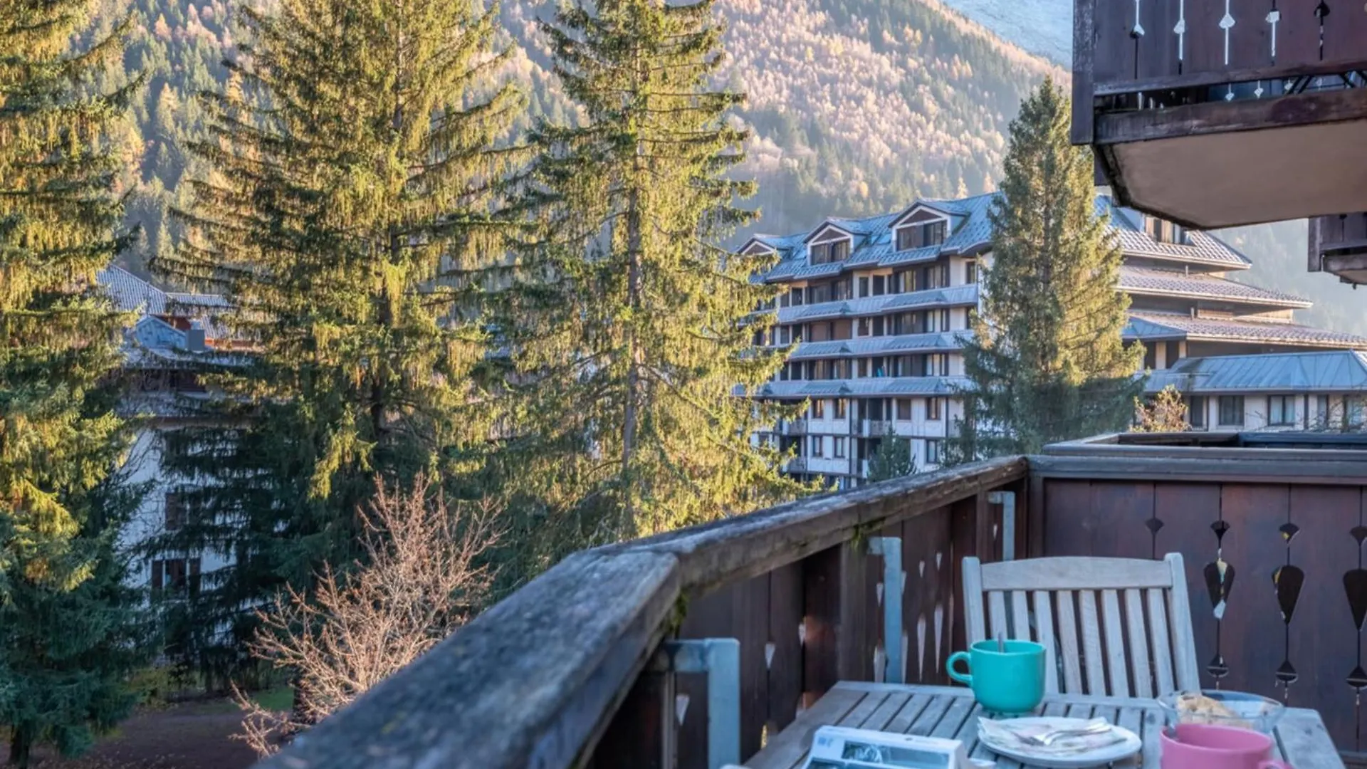 Nice 32M With Balcony View On The Mountain location